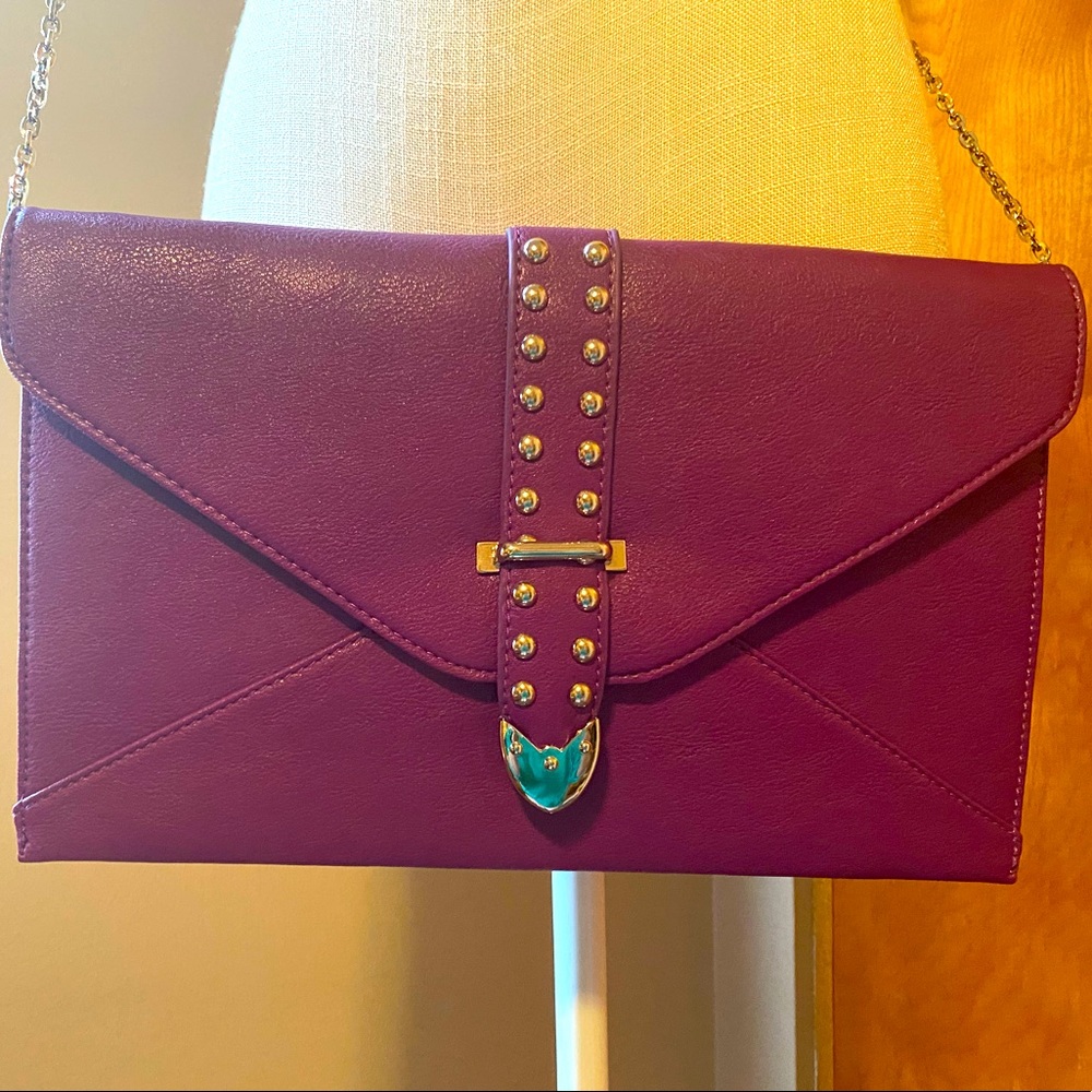 Purple envelope purse with silver chain strap